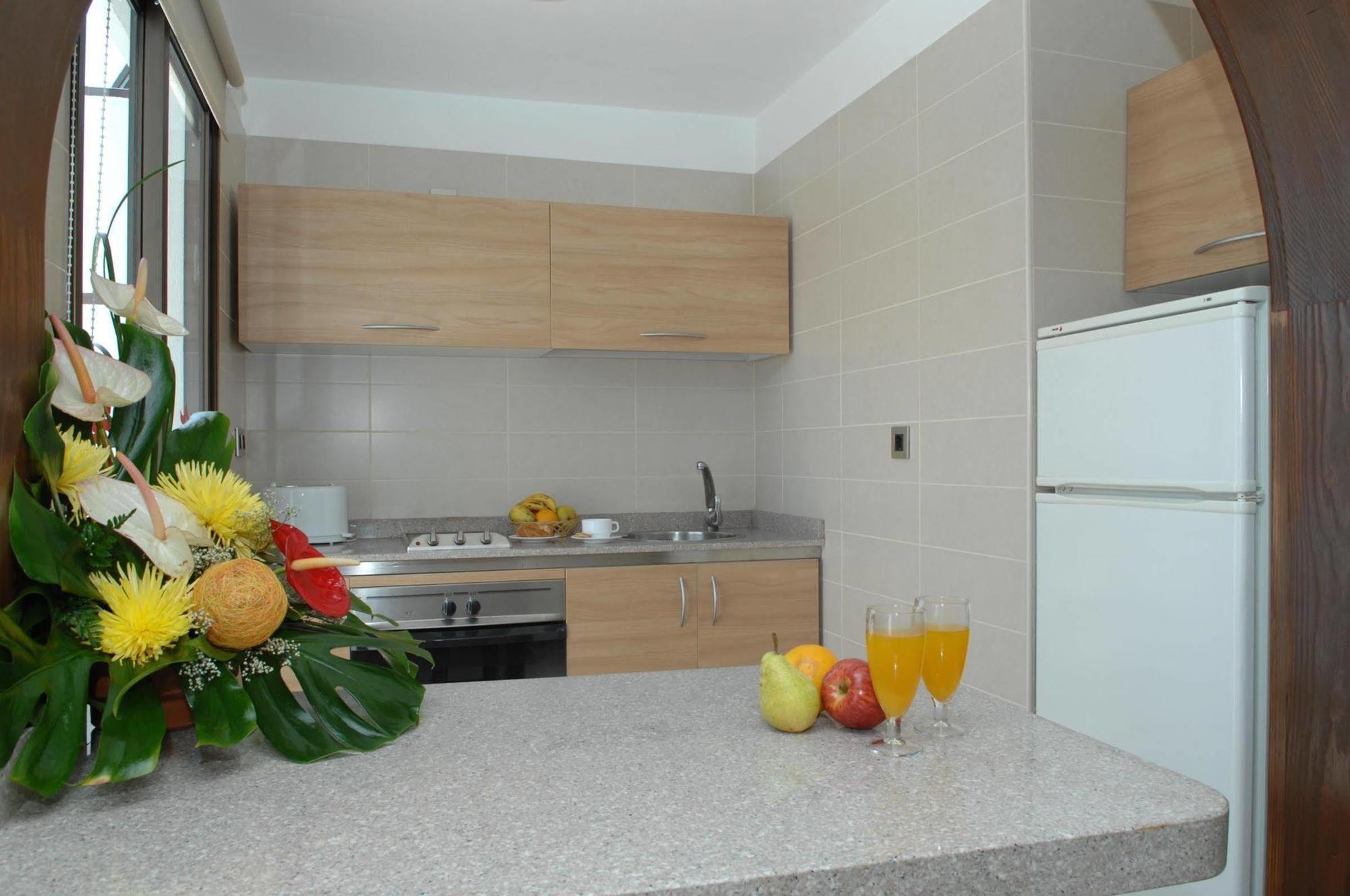 Tc Apartamentos Rocamar Puerto Rico  Exteriör bild