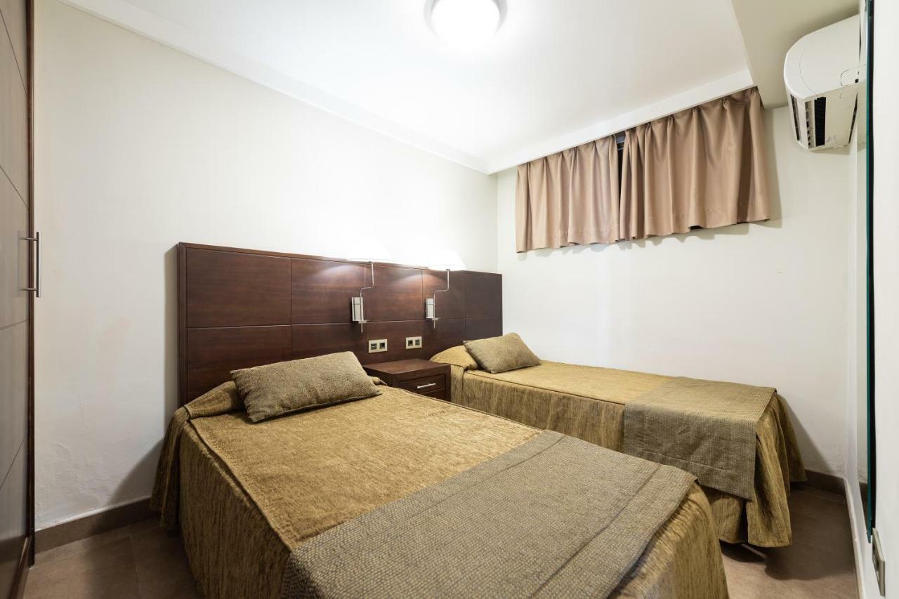 Tc Apartamentos Rocamar Puerto Rico  Exteriör bild